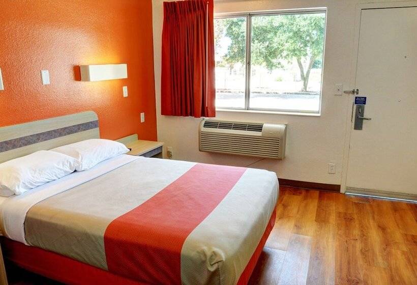 חדר דלוקס, Motel 6slidell, La  New Orleans