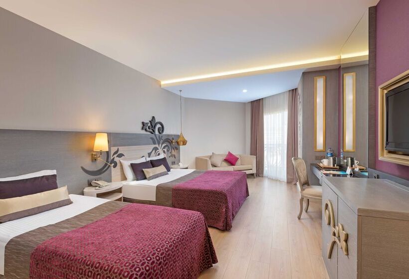 Номер Стандарт Боковой Вид на Море, Kirman Belazur  Resort & Spa