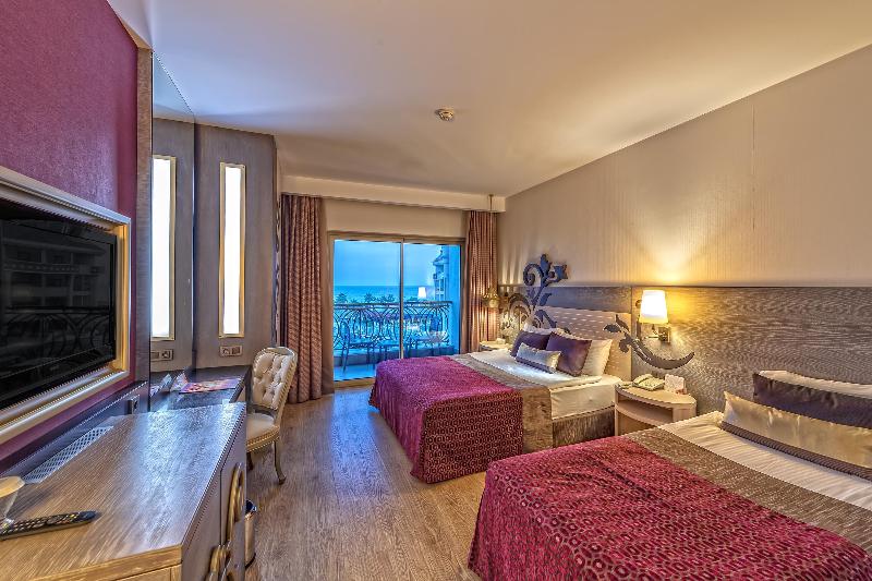 Номер Стандарт Вид на Море, Kirman Belazur  Resort & Spa
