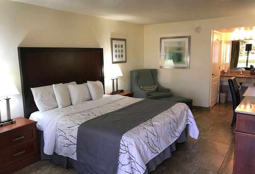 Номер Стандарт, At Home Inn  Fort Pierce