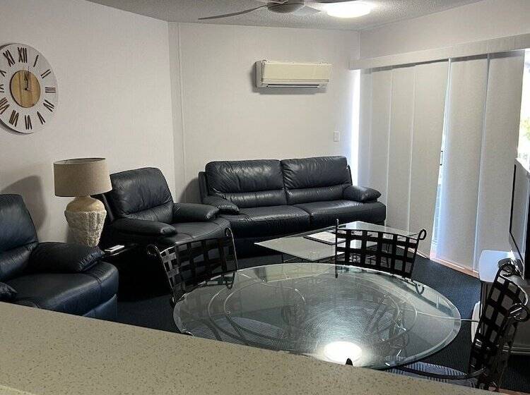 Апартаменты Superior 2 Спальни, White Crest Apartments