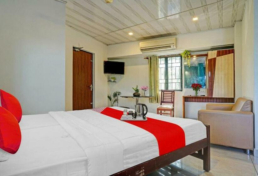 三人经典房间, Flagship 70160 Mezban Grand Suites