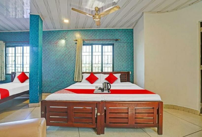 三人经典房间, Flagship 70160 Mezban Grand Suites