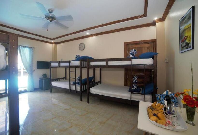 اتاق خانوادگی, Blue Moon Inn