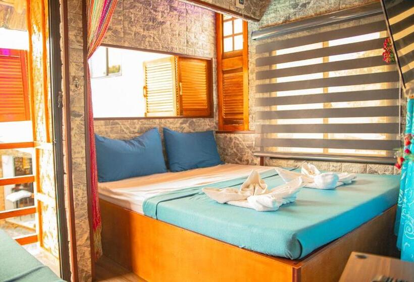 Economy Quadruple Room, Blue Moon Inn
