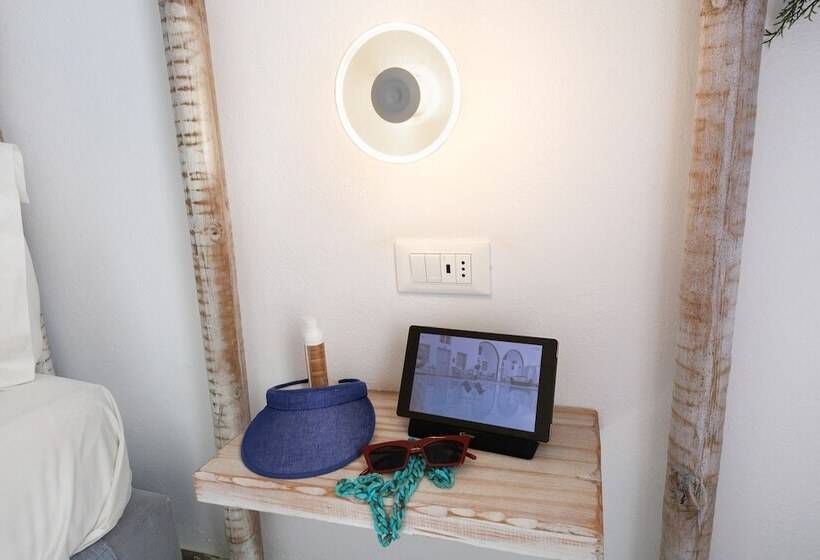 اتاق استاندارد, The Museum Project Oia