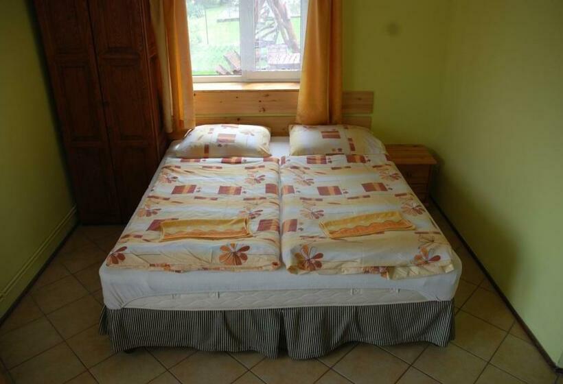Номер Стандарт Трехместный, Apartamenty Pod Werchowyną