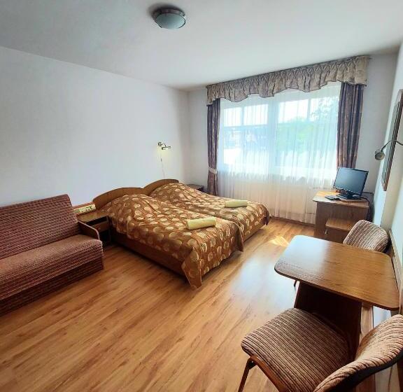 Номер Стандарт Трехместный, Marel Apartments U Sowy  Sauna Polanica Zdrój