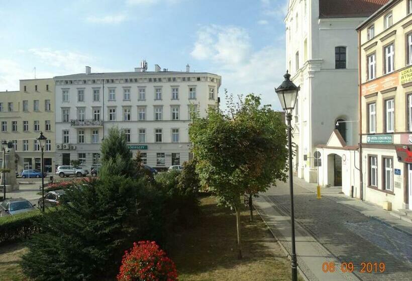 Трежместный Номер Economy, Hostel Staromiejski
