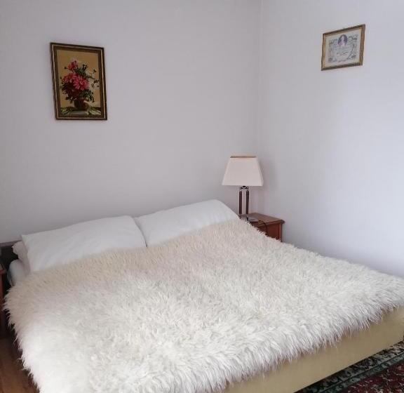 Номер Стандарт Вид на Сад, Dom Honorat, Kamianna 70, 33 336