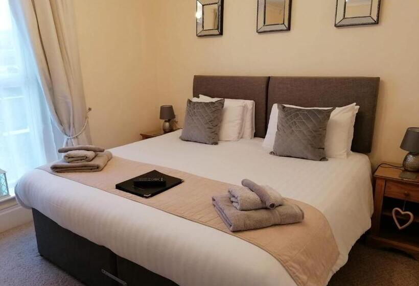 Номер Стандарт, Abbey House B & B