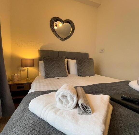 Номер Стандарт, Abbey House B & B