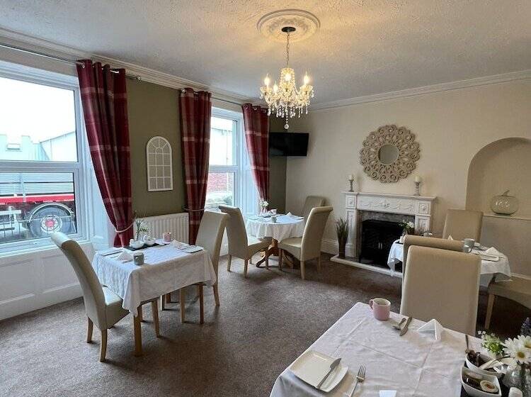 Номер Стандарт, Abbey House B & B