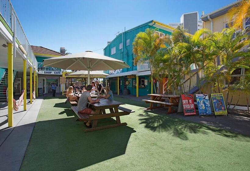 バス共有のスタンダードルーム, Backpackers In Paradise 18 35 Hostel