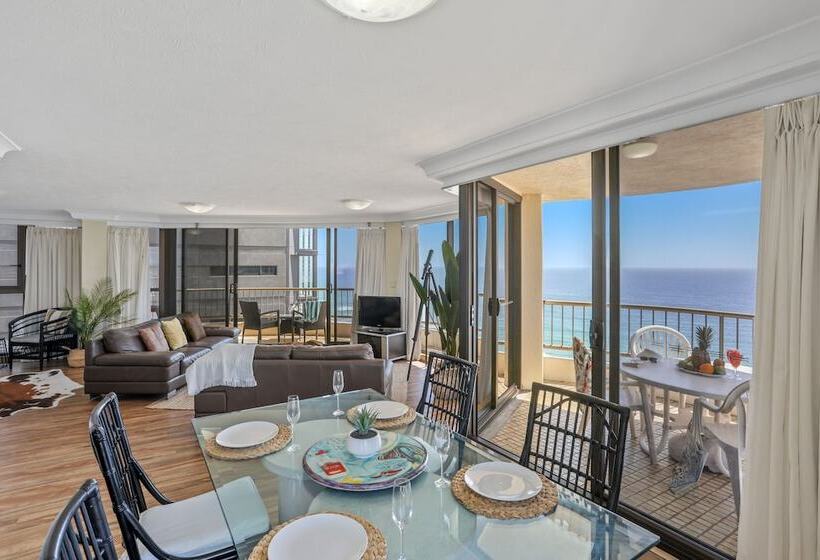 Апартаменты 3 Спальни Вид на Море, Boulevard North Holiday Apartments