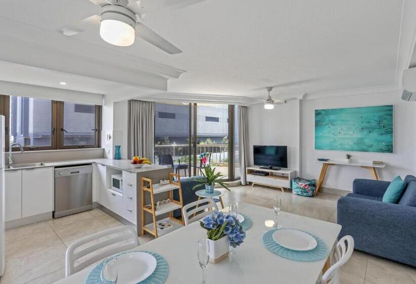 Апартаменты 2 Спальни Боковой Вид на Море, Boulevard North Holiday Apartments
