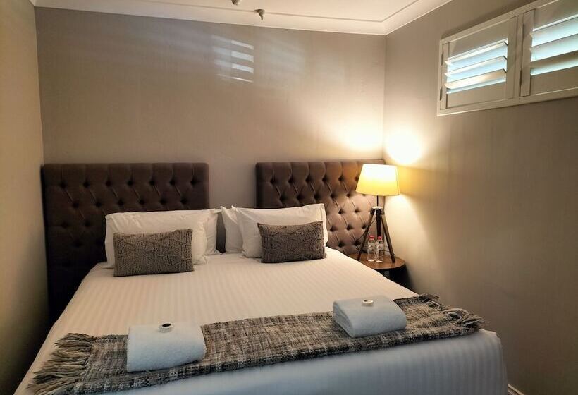 סוויטה משפחתית 2 חדרי שינה, De Russie Boutique