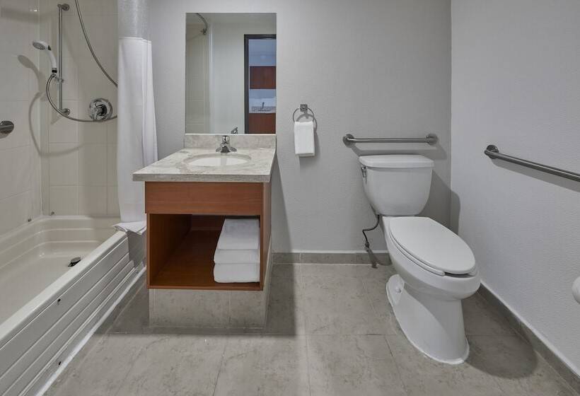 スイート, Extended Suites Monterrey Aeropuerto