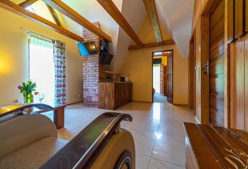 Люкс Классика, Apartamenty I Pokoje W Willi Na Ubocy