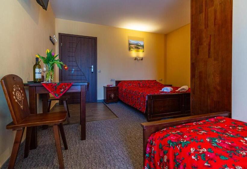 Четырехместный Номер Deluxe, Apartamenty I Pokoje W Willi Na Ubocy