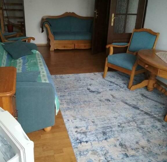 Семейный Номер, Vita Augustów