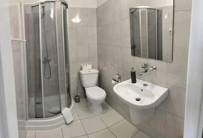 اتاق استاندارد یک نفره, Kamienica Pokoje & Restauracja