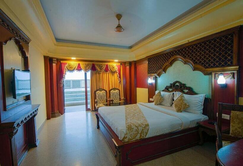 اتاق استاندارد با تخت بزرگ, Nrs Royal Palace