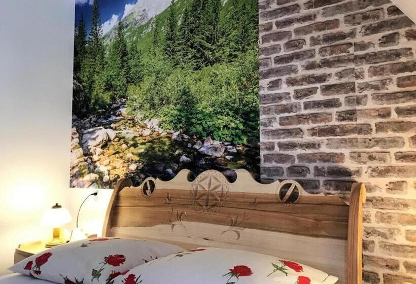 اتاق لوکس سه تخته, Chatka U Hazy   Regionalne Pokoje Zakopane