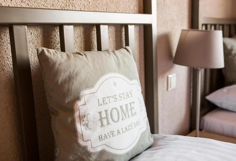 Appartement 1 Chambre, Apartamenty Za Murem