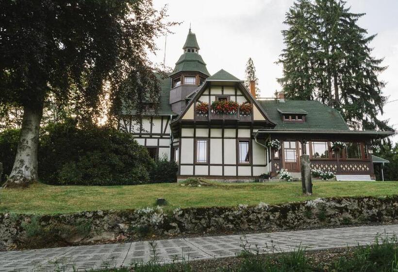 Номер Стандарт с Балконом, Weranda Z Widokiem Na Karkonosze