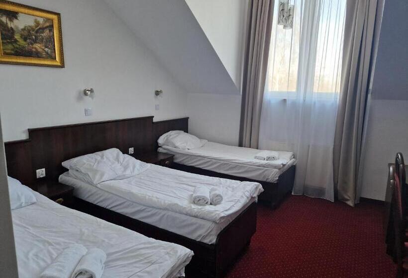 Номер Стандарт Трехместный, Korona Palace