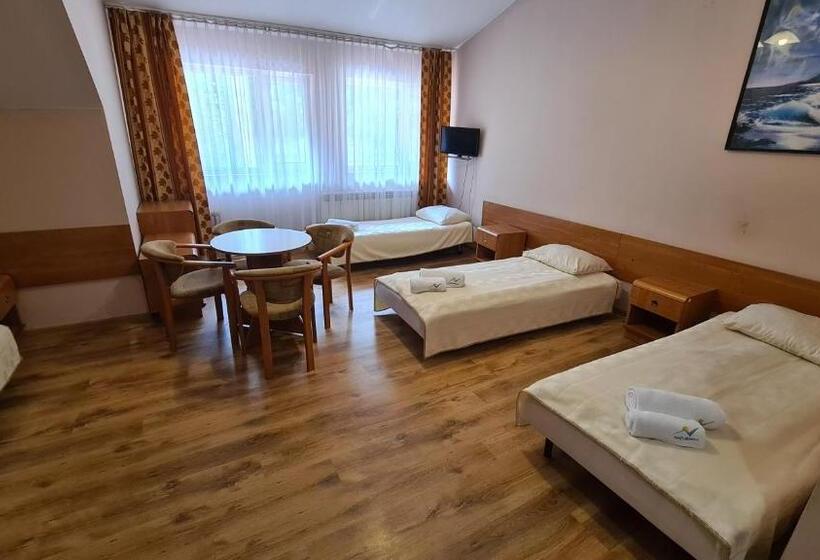 Четырехместный Номер Стандарт, Zacisze Natura Tour