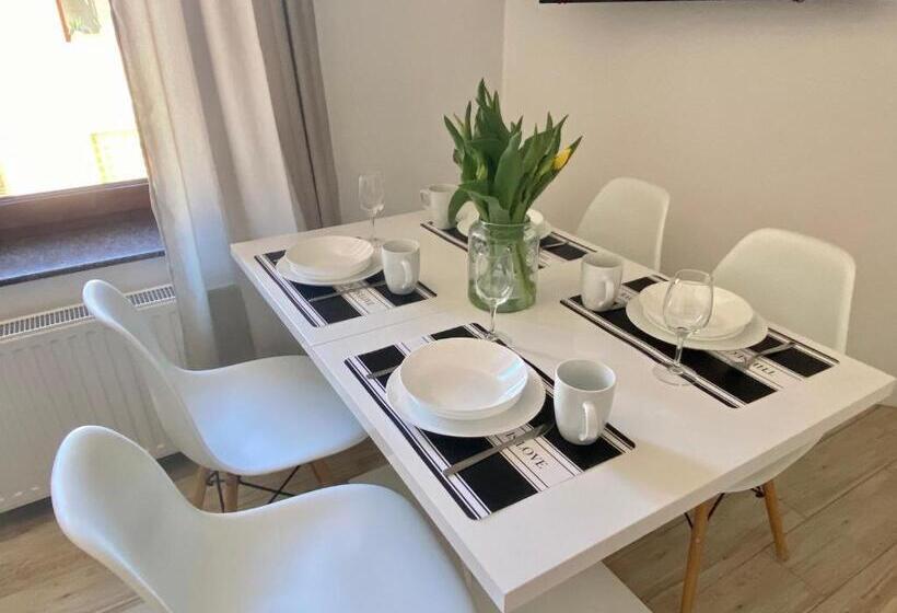 Студия Стандарт, Apartamenty Bałtyckie   Grand Baltic   Wifi, Klimatyzacja, Sala Zabaw, Taras Wypoczynkowy, Centrum U