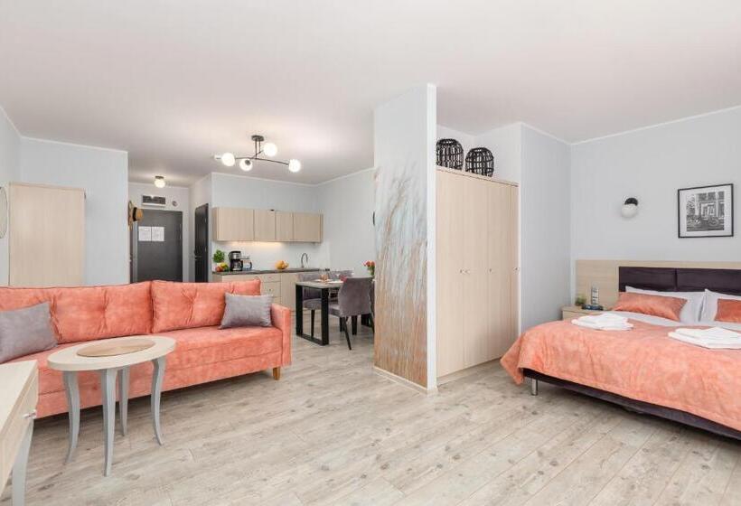 Студио Стандарт с Террасой, Seaside Apartamenty Dominikana I Sianożęty Basen&jakuzzi&parking