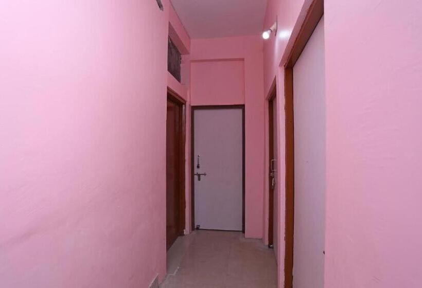 Трехместный Номер Классика, Oyo Flagship 80747 Bijaya Homes