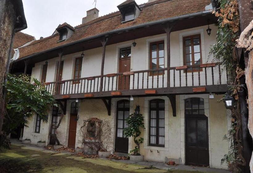 Номер Стандарт, Le Vieux Relais