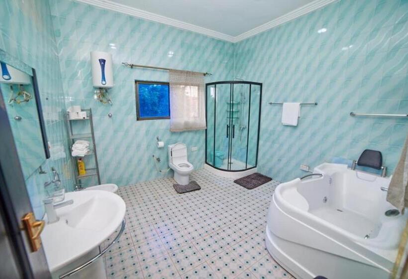 Семейный Номер, Afranasa Inn