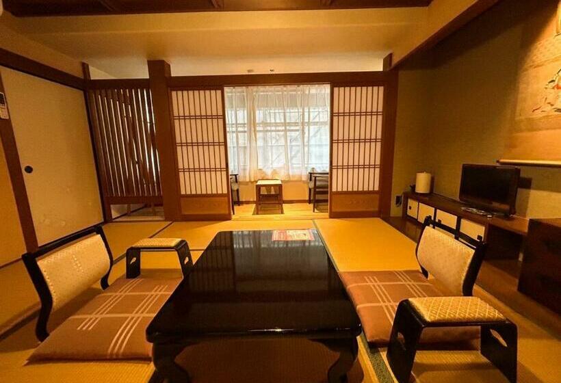 Семейный Номер, Sangai Ryokan
