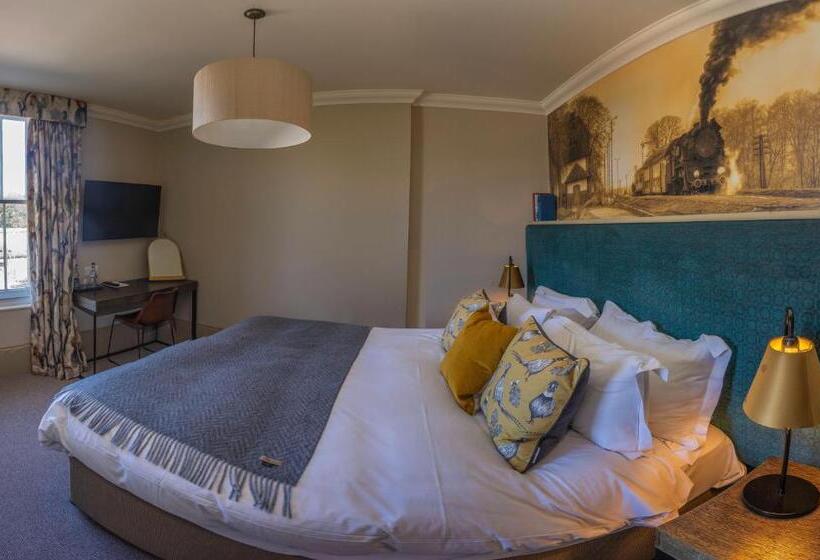 Номер Basic, Harper S Steakhouse With Rooms, Haslemere