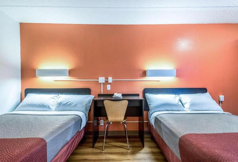 Четырехместный Номер Стандарт, Motel 6birmingham, Al