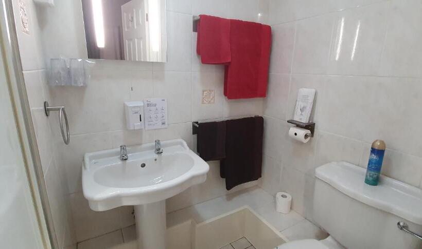 Номер Стандарт, Beechwood Guest House