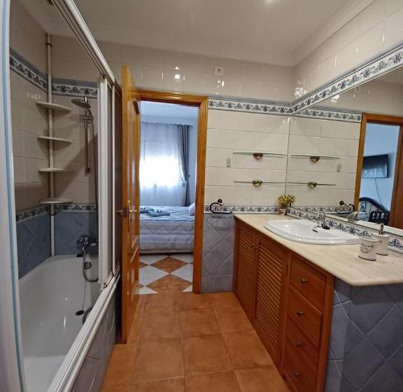 سوییت, Gibraltar Views Guest House