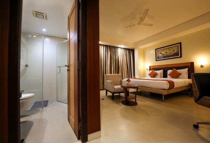 Номер Deluxe, Anukulas Residency   Vellore