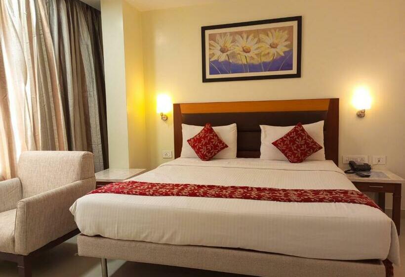 Номер Deluxe, Anukulas Residency   Vellore