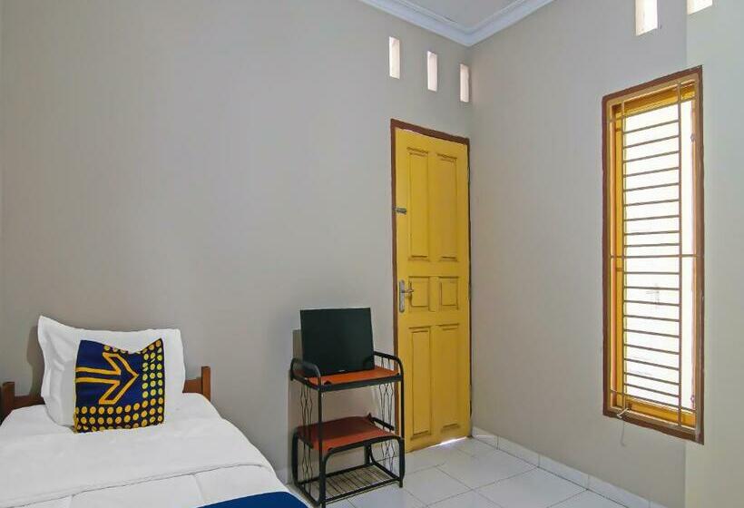 シングルベーシックルーム, Spot On 91958 Flamboyan 25 Homestay Syariah