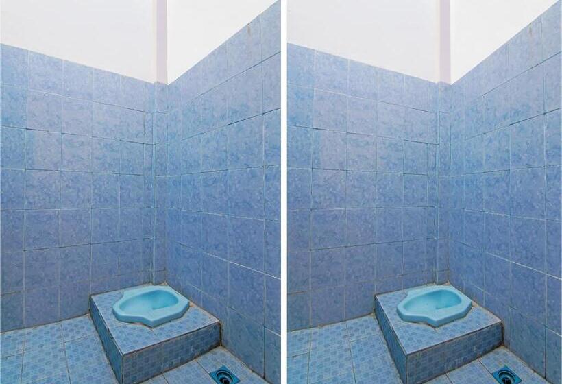 スタンダードルーム, Spot On 91958 Flamboyan 25 Homestay Syariah
