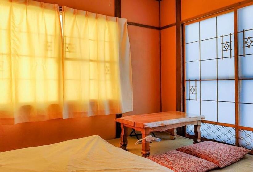Номер Стандарт Вид на Сад, Yukiumi House