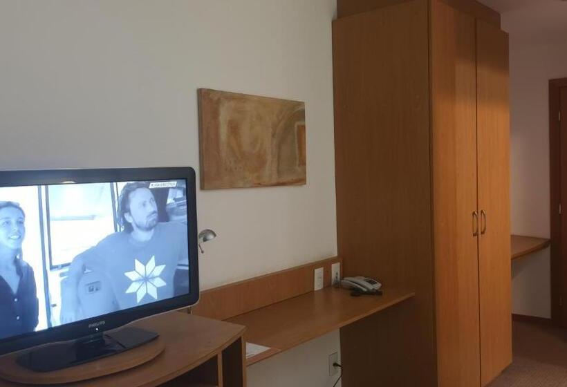 스위트, Golden Flat Taguatinga Com Garagem