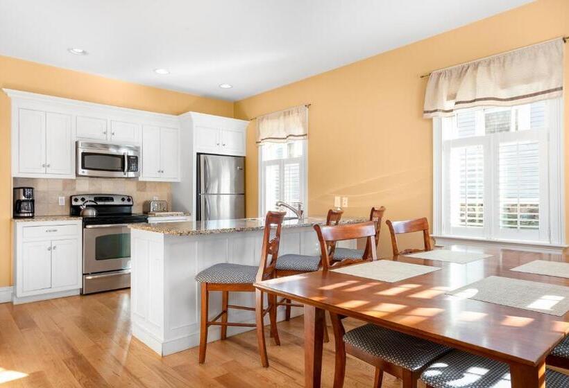 ３ベッドルームアパートメント, Pelham Court