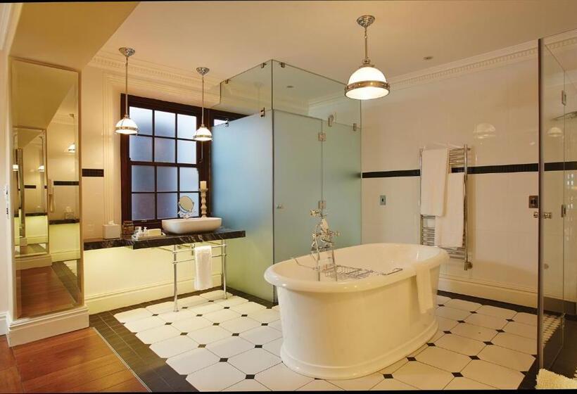 Люкс Deluxe Вид на Море, St James Guesthouses